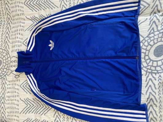 Продаю спортивку adidas