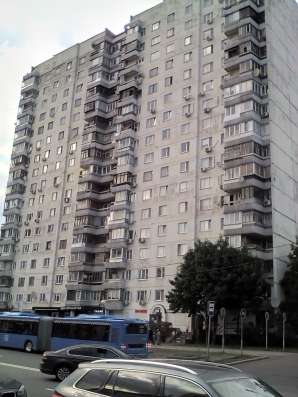 Продам машиноместо
