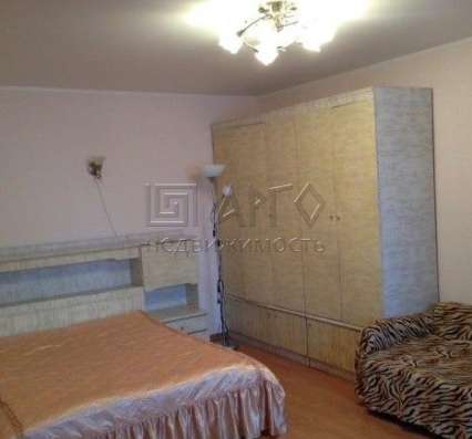 Сдам комнату в Санкт-Петербурге. Жилая площадь 48 кв.м.