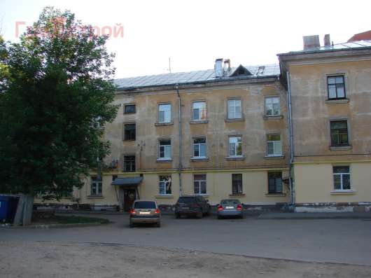 Продам четырехкомнатную квартиру в Вологда.Жилая площадь 96,10  кв.м.Этаж 2.Дом кирпичный.