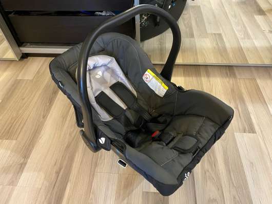 Автолюлька детская