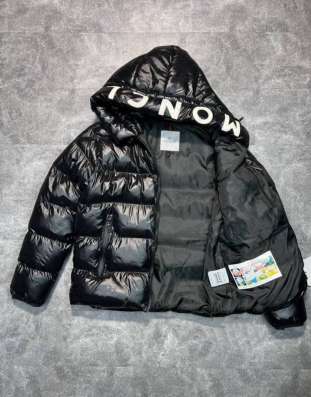 ??Пуховик Moncler