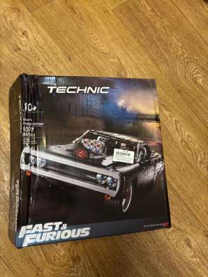 Конструктор Technic «Dodge Charger Доминика Торетто» из 1077