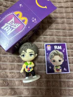 Фигурка BTS tinytan x McDonald's Happy Meal в Москве фото 3