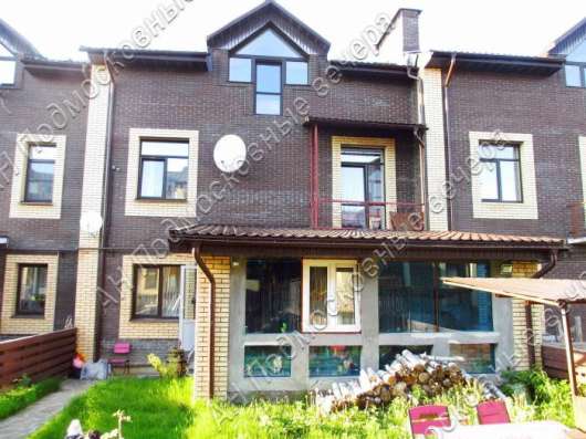 Продам таунхаус в Москва.Жилая площадь 200  кв.м.Есть Канализация, Электричество. в Москве фото 21