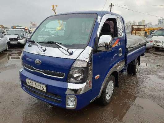 KIA BONGO 3