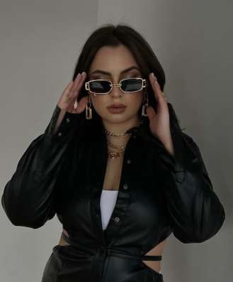 Очки солнцезащитные