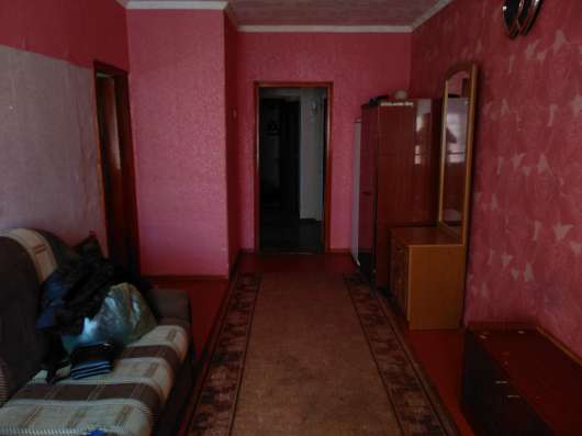 Продаю квартиру трешку