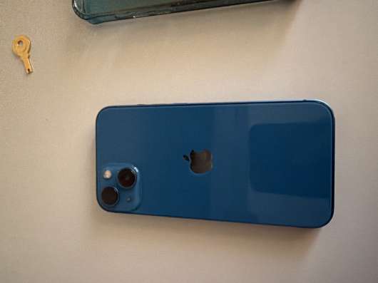 iPhone 13