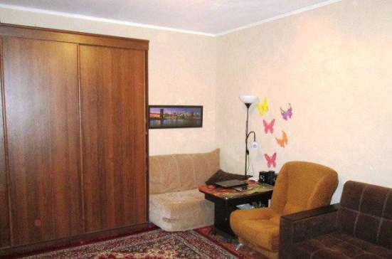 Продам однокомнатную квартиру в Краснодар.Жилая площадь 39  кв.м.Этаж 1.Дом монолитный.