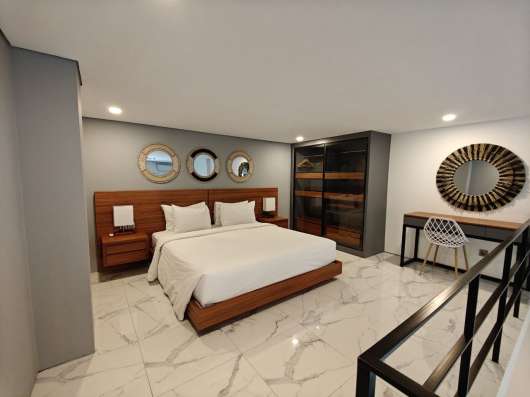 Premier Duplex Apartments