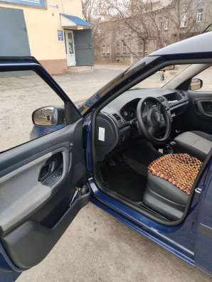 Skoda Roomster 2009 г. в фото 8