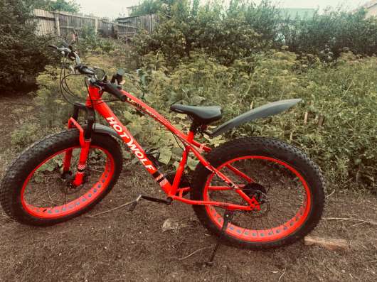 Мощный фэтбайк Hot Wolf?