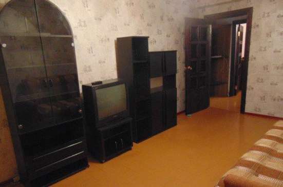 Продам трехкомнатную квартиру в Краснодар.Жилая площадь 65  кв.м.Этаж 1.Дом панельный.