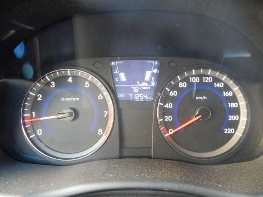 Продам Hyundai Solaris в Вологде в Вологде фото 8