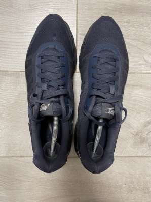 Кроссовки Nike