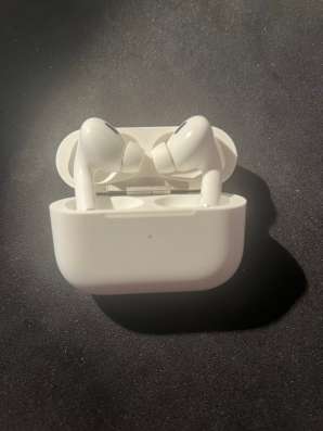 AirPods оригинал, Б\У в Муцалауле