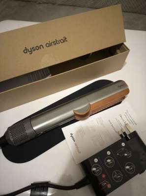 Фен выпрямитель Dyson в Москве