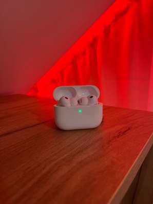 AirPods Pro 3 в Казани