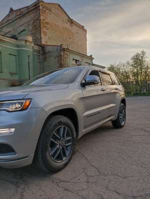 Jeep Grand Cherokee фото 5