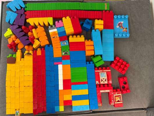 Конструктор mega bloks около 350 детадей