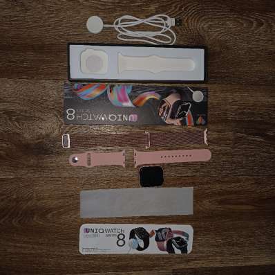 Смарт-часы UNIQ WATCH Series 8