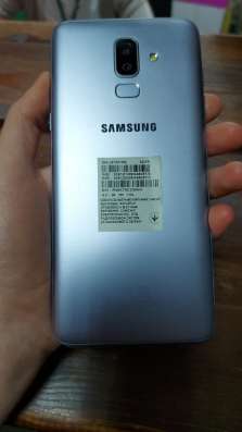 Мобильный телефон Samsung J8 фото 3