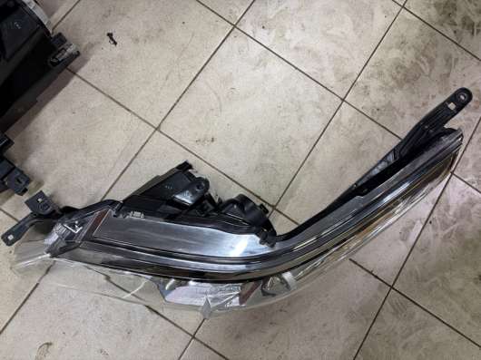 Фара Toyota Fortuner в Перми фото 5