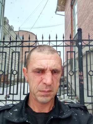 Иван, 37 лет, хочет пообщаться