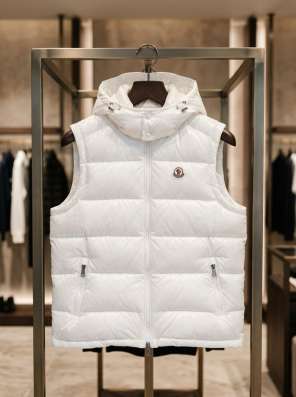 Жилетка Moncler в Лобне фото 5