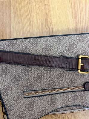 Сумка Guess в Санкт-Петербурге