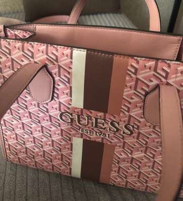 Сумка Guess в Новосибирске фото 6