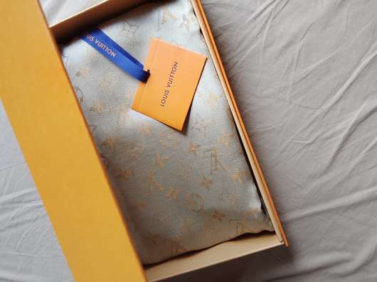 Шаль Louis Vuitton M75121