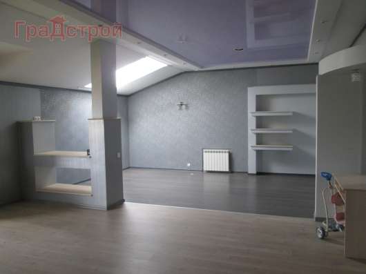 Продам трехкомнатную квартиру в Вологда.Жилая площадь 130  кв.м.Дом кирпичный.Есть Балкон. в Вологде фото 9
