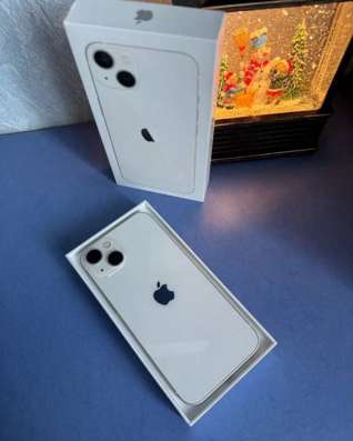 IPhone 13 в отличном состоянии. Полный комплект