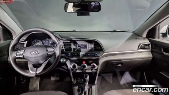 Hyundai Avante в Владивостоке фото 17