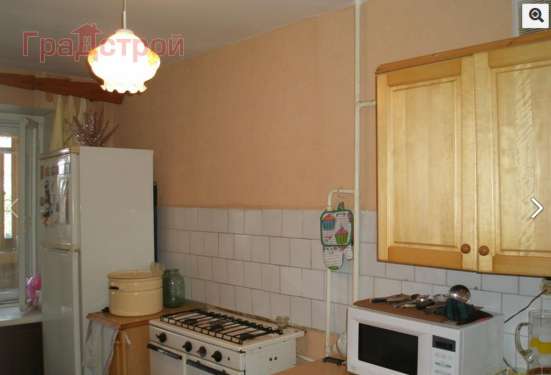 Продам однокомнатную квартиру в Вологда.Жилая площадь 35,10  кв.м.Дом кирпичный.Есть Балкон.
