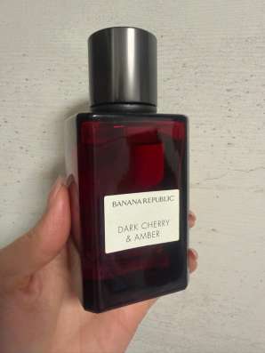 Духи BANANA REPUBLIC dark cherry & amber