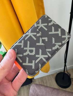Кардхолдер с MagSafe