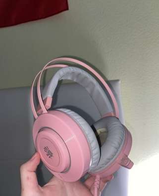 Игровые наушники A4Tech Bloody G521 Pink в Москве