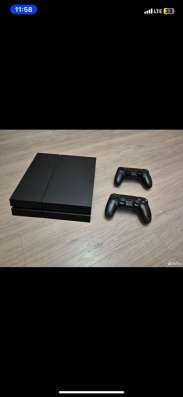 Продаю PS4