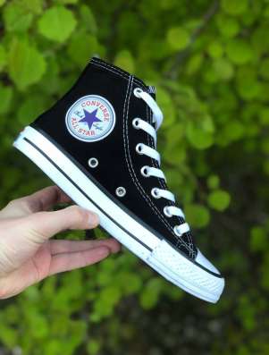 Черные высокие Converse
