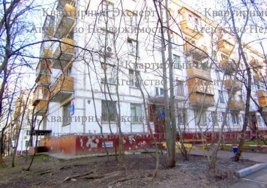 Продам однокомнатную квартиру в Москве. Жилая площадь 34,10 кв.м. Этаж 4. Дом панельный.