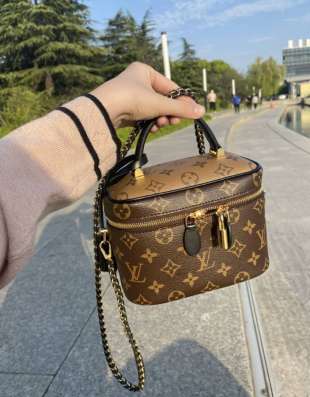 Сумка Louis Vuitton в Санкт-Петербурге фото 3