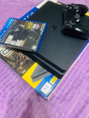 Консоль PlayStation 4 Slim 1tb в Омске