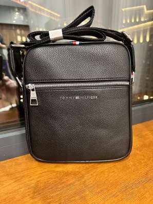 Сумка Tommy Hilfiger в Москве