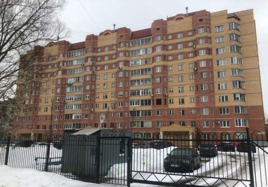 Продам однокомнатную квартиру в Электросталь.Жилая площадь 44  кв.м.Этаж 2.Есть Балкон.