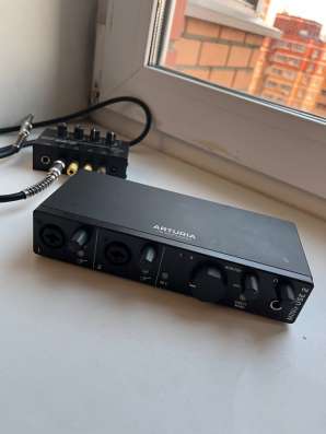 Звуковая карта Arturia MiniFuse 2