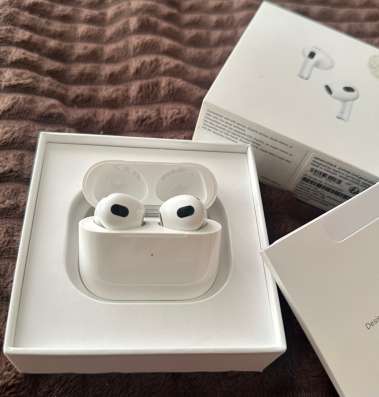 AirPods 3