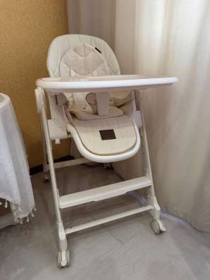 Стульчик для кормления Happy baby